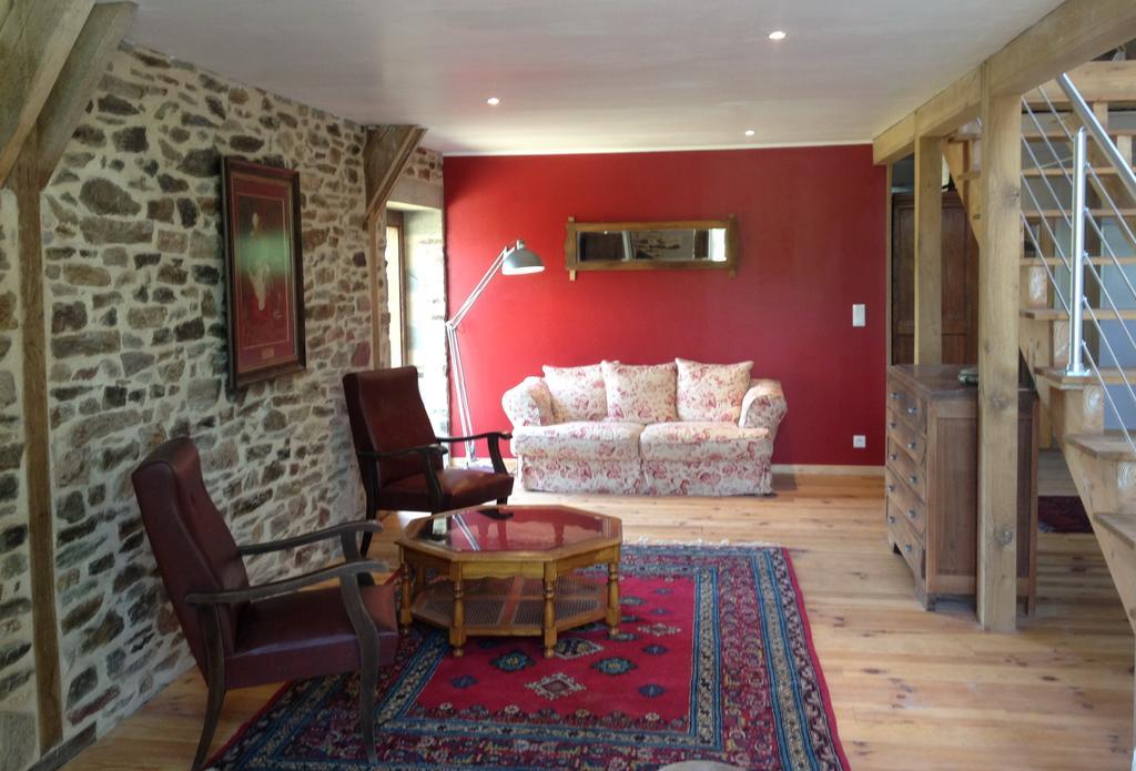 Chambres D'Hotes Le Bouleau Goutrens Екстериор снимка